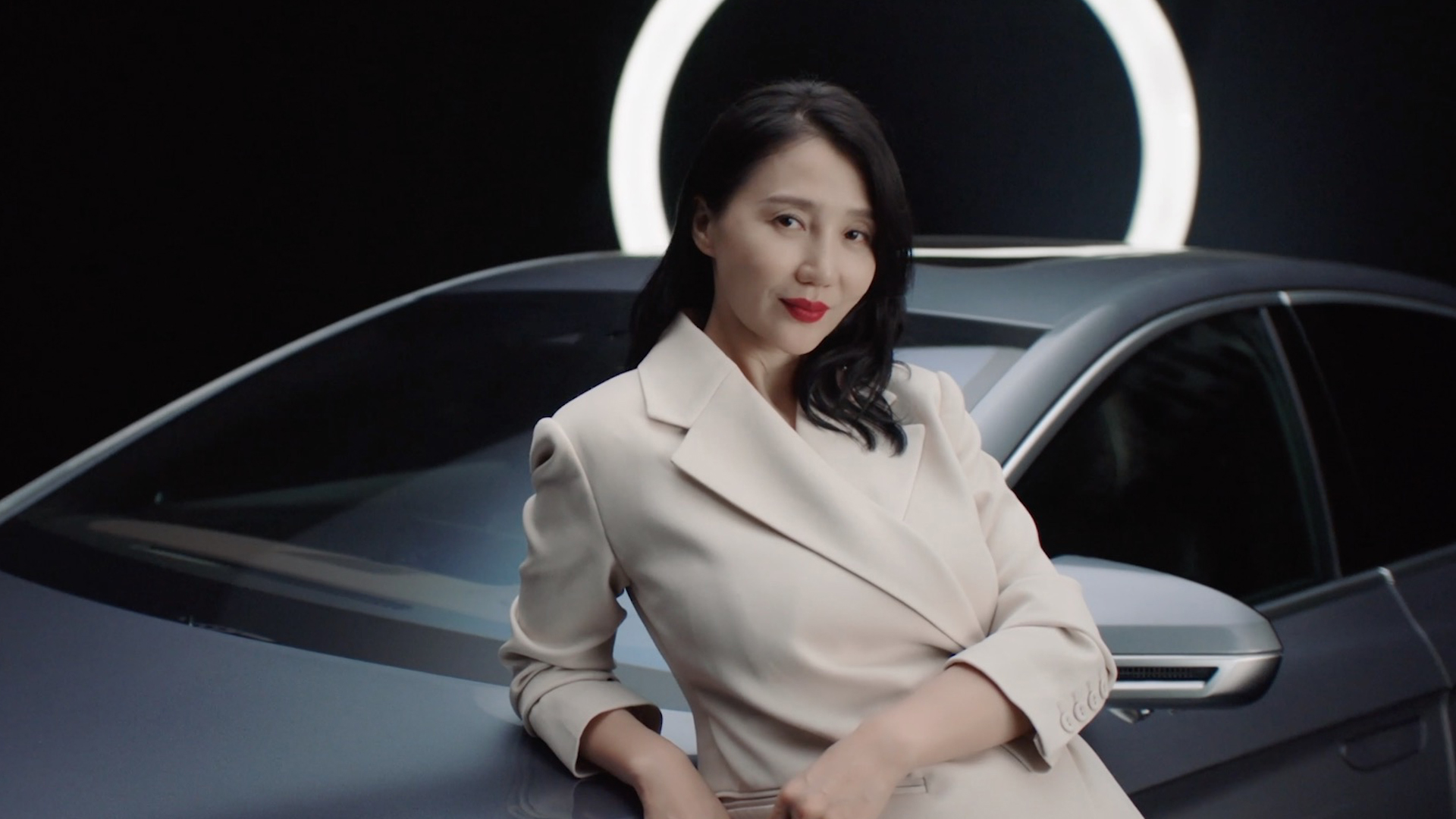 阿朵 | 抖圈木兰荟首位女性挚友，新民族音乐人